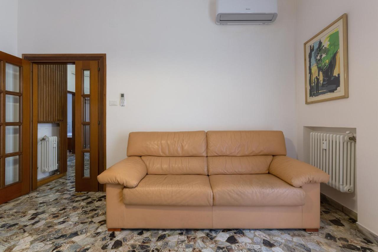A 500 Mt Dalla Certosa Apartment Bologna Ngoại thất bức ảnh